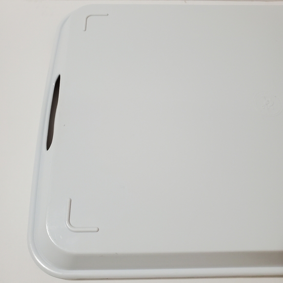 Holiday Poinsettia Melamine Plastic Tea Serving Tray - Picture 8 of 12